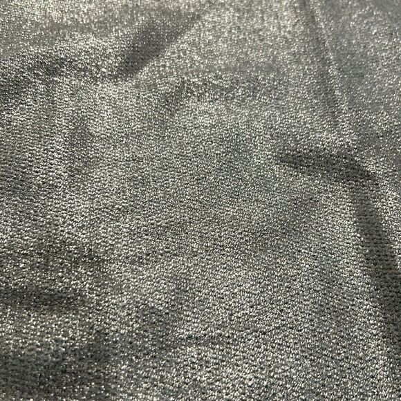 Bailey 44 Silver Top, Size Medium - Picture 10 of 10